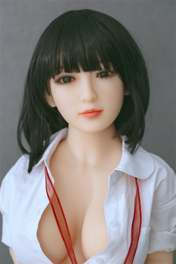 tiny sex doll